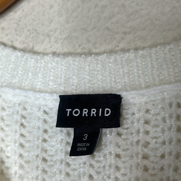 NWOT Torrid V-neck Heart Pullover Sweater Sz 3 Valentine’s Day - Picture 7 of 11